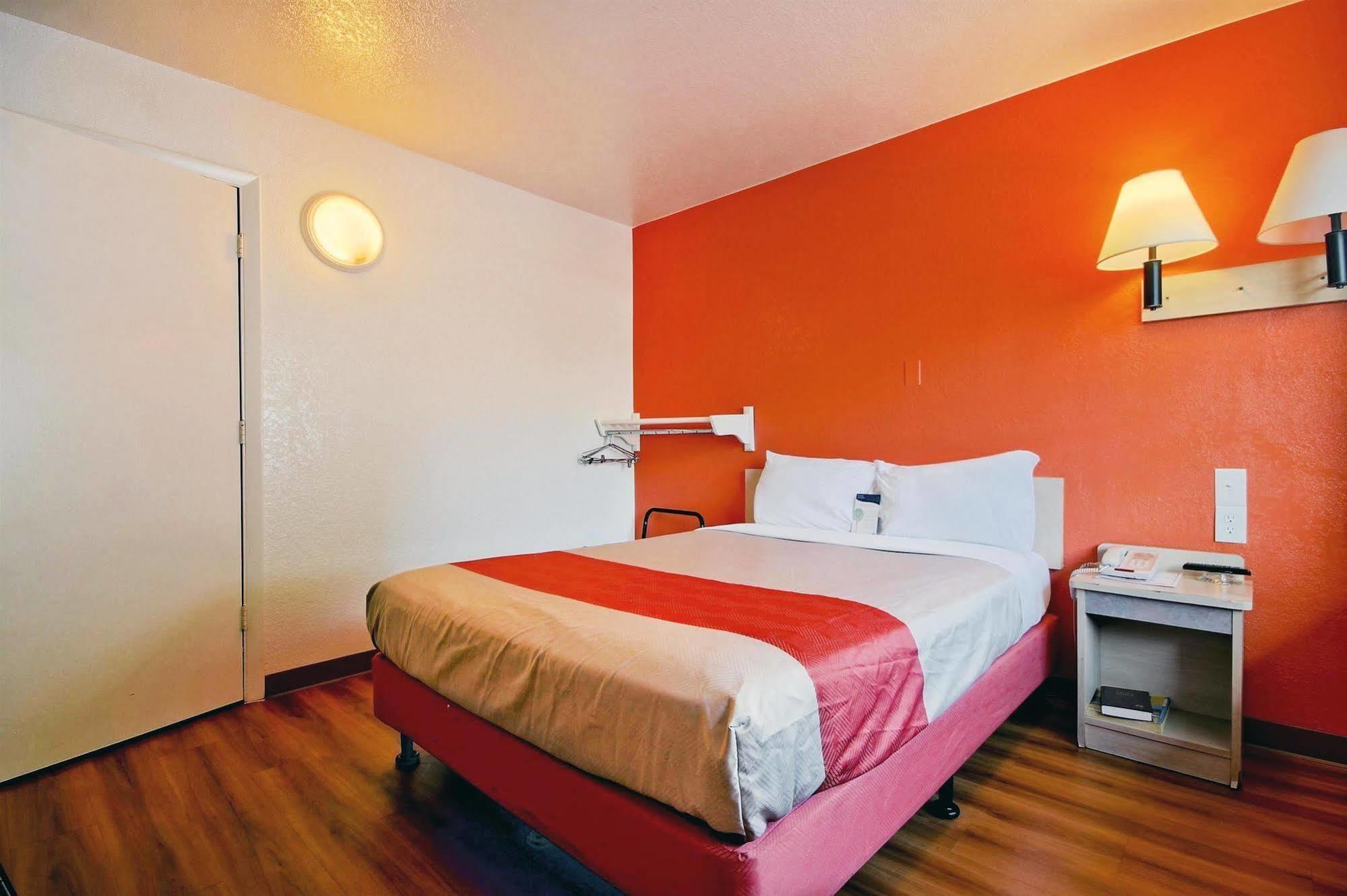 Travelodge By Wyndham Pompano Beach Luaran gambar
